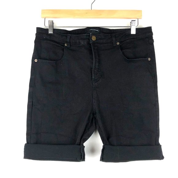Universal Standard High-Rise Cut-Off Rolled Cuff Bermuda Shorts Black 18 - Picture 3 of 13